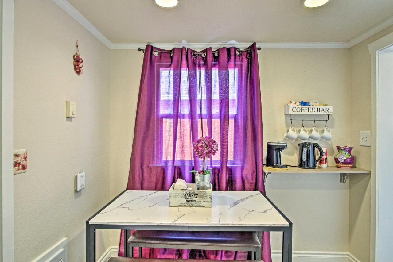 Holiday home Lovely With Fire Pit, Near Dtwn! Tacoma