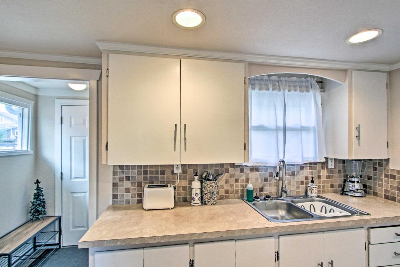 Lovely With Fire Pit, Near Dtwn!