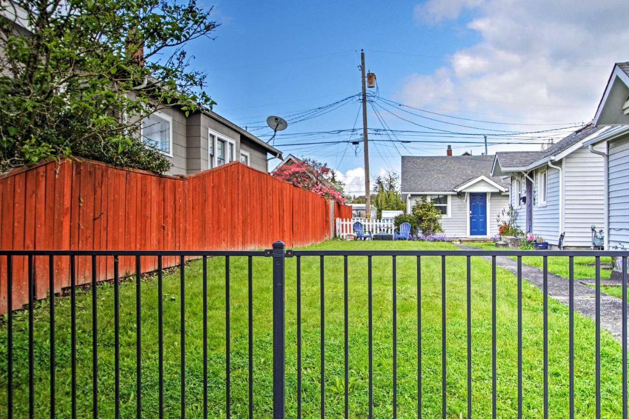 Lovely With Fire Pit, Near Dtwn! Holiday home Tacoma
